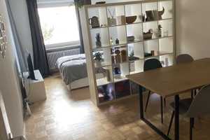 Vollmöblierte 1-Zimmerwohnung in optimaler Lage zur Untermiete – München – Vorschaubild 1