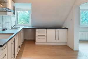Attraktive 3-Zimmer-Dachgeschosswohnung mit heller Wohnatmosphäre | Eigennutzer oder Kapitalanleger – Die vollständige Adresse der Immobilie erhältst du vom Anbieter., 41063 Eicken, Mönchengladbach – Vorschaubild 13