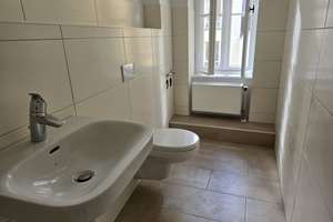 Geräumige und sonnige Wohnung direkt neben Theater zu vermieten. – Demianiplatz 29-30, 2826 Innenstadt, Görlitz – Vorschaubild 18