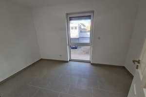 Gepflegtes Reihenmittelhaus in Köln-Dünnwald – Von-Diergardt-Straße 2, 51069 Dünnwald, Köln – Vorschaubild 2