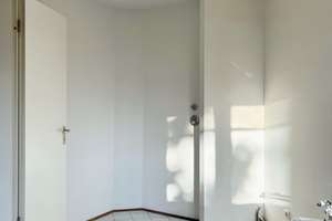 Gut geschnittene 3-Zimmer-Wohnung im 2. OG mit schönem Balkon in sehr gepflegter grüner Wohnanlage – Herzog-Ferdinand-Straße 13, 85456 Wartenberg – Vorschaubild 28