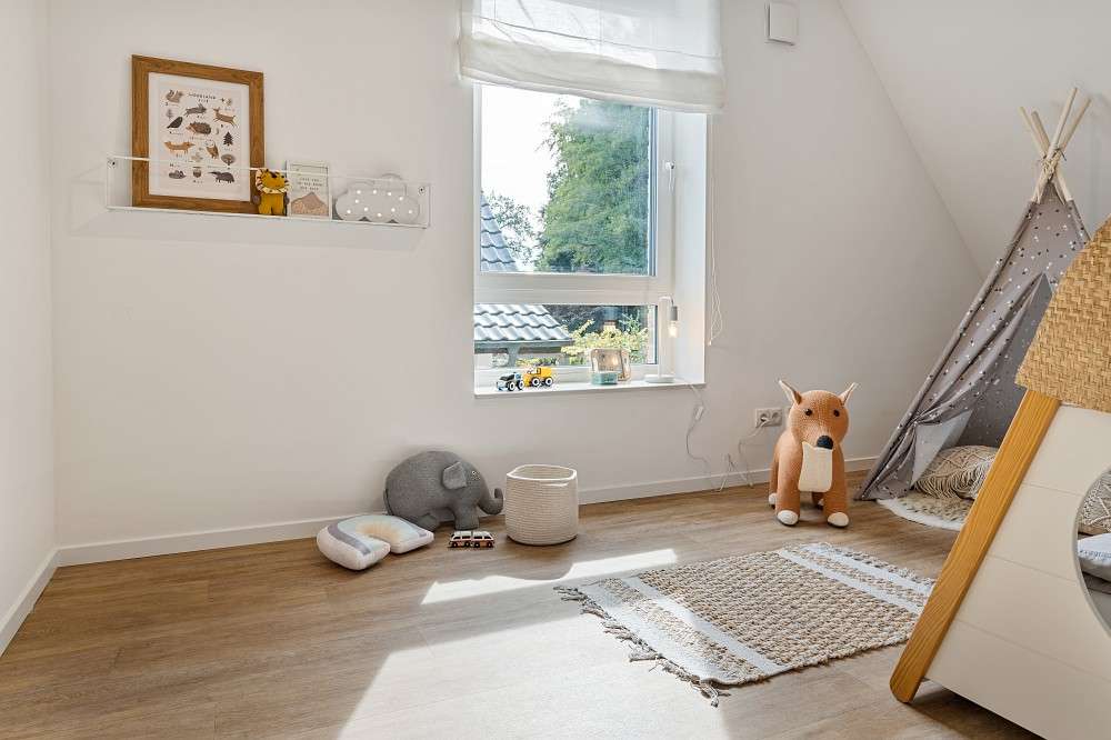 Immobilie in Hoisdorf - Kapitalanlage: Moderne Doppelhaushälfte mit gehobener Ausstattung in familienfreundlicher Wohnlage - Bild 9