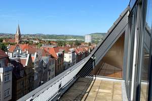 Großzügige Penthouse-Wohnung mit grandiosem Blick über Stuttgart 