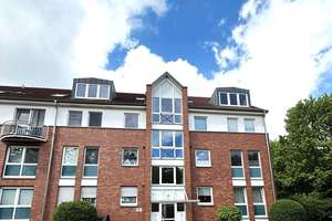 Schöne 3-Zimmerwohnung mit EBK, Balkon & Garage in Hannover-Badenstedt