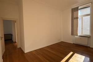 Modernisierte Altbauwohnung mit EBK und zwei Balkonen *US tenants welcome* – Adelheidstr. 54, 65185 Mitte, Wiesbaden – Vorschaubild 5