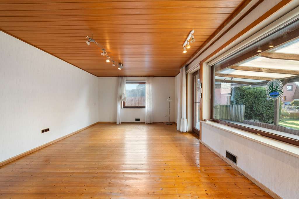 Immobilie in Weyhe - Mehrgenerationswohnen möglich! Einfamilienhaus mit Platz für die ganze Familie - Bild 3