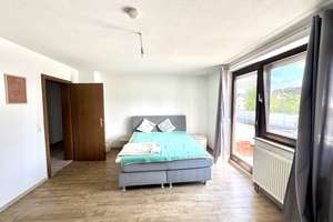 ZWEIFAMILIENHAUS MIT TRAUMAUSSICHT – Die vollständige Adresse der Immobilie erhältst du vom Anbieter., 72379 Hechingen – Vorschaubild 10