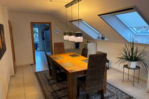 Großzügige 4-Zimmer-Dachgeschoss-Wohnung in Paderborn-Schloß Neuhaus – Die vollständige Adresse der Immobilie erhältst du vom Anbieter., 33104 Schloß Neuhaus, Paderborn – Vorschaubild 3