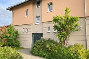 Vermietetes Mehrfamilienhaus mit zusätzlicher Bürofläche *VERHANDLUNGSBASIS* – Die vollständige Adresse der Immobilie erhältst du vom Anbieter., 95145 Oberkotzau – Vorschaubild 3