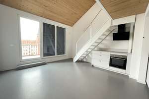 Dachgeschosswohnung mit Galerie und Einbauküche – Wisbyer Str. 67, 10439 Pankow (Ortsteil), Berlin – Vorschaubild 3