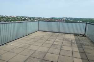 Über den Dächern von Lengfeld – mit traumhafter Terrasse mit beeindruckendem Ausblick! – Die vollständige Adresse der Immobilie erhältst du vom Anbieter., 97076 Lengfeld, Würzburg – Vorschaubild 8
