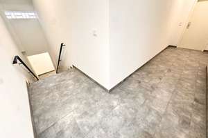 Provisionsfrei - Renovierte 3 Zimmer Wohnung mit Terrasse und Stellplatz in Heßdorf – Erlanger Straße 11, 91093 Heßdorf – Vorschaubild 24
