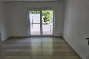 Lichtdurchflutete Etagenwohnung mit Haus-im-Haus-Charakter in Bonn/Niederholtor – Löwenburgstraße 118, 53229 Holtorf, Bonn – Vorschaubild 4