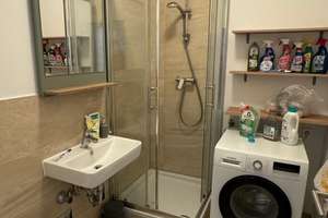 Helle 2-Zimmerwohnung mit EBK und Terrasse in ruhigem Hinterhaus – Herrngartenstraße 17, 65185 Mitte, Wiesbaden – Vorschaubild 7