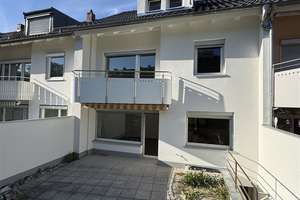 CO Nähe FH und CO2 ** ab sofort ** interessantes RMH mit Balkon & Garten      – Die vollständige Adresse der Immobilie erhältst du vom Anbieter., 96450 Mitte, Coburg – Vorschaubild 5
