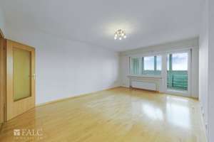 Wohnen mit grünem Weitblick: Ihr neues Zuhause über den Dächern von Remscheid! – Die vollständige Adresse der Immobilie erhältst du vom Anbieter., 42857 Kremenholl, Remscheid – Vorschaubild 4