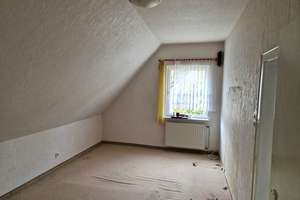 Doppelhaushälfte mit Garten und Einzelgarage in Halberstadt – Die vollständige Adresse der Immobilie erhältst du vom Anbieter., 38820 Halberstadt – Vorschaubild 11
