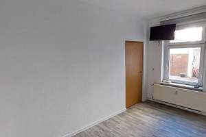 Teilsanierte 2- Raumwhg. im EG  – Helmstedter Str. 56, 39112 Sudenburg, Magdeburg – Vorschaubild 3