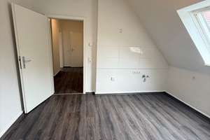 Gemütliche Dachgeschoss-Wohnung mit besonderem Charme – 44143 Kaiserbrunnen, Dortmund – Vorschaubild 7