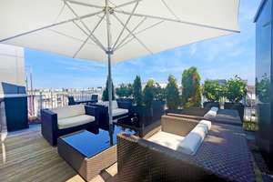 Luxus-Maisonette über den Dächern Münchens – Dachterrasse mit atemberaubendem Panoramablick