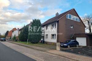 *reserviert* Teilvermietetes Mehrfamilienhaus mit sehr guter Rendite – Die vollständige Adresse der Immobilie erhältst du vom Anbieter., 31832 Springe – Vorschaubild 1