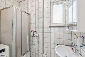 Denkmalgeschützte 4-Zimmer-Altbauwohnung im 1.OG zentral in Stuttgart-Degerloch – Die vollständige Adresse der Immobilie erhältst du vom Anbieter., 70597 Degerloch (Ortsteil), Stuttgart – Vorschaubild 5