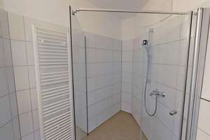 Modernes Wohnen in Kronsrode: Geräumige 4-Zimmer-Wohnung mit EINBAUKÜCHE – Christine-Hardt-Straße 17, 30539 Bemerode, Hannover – Vorschaubild 25