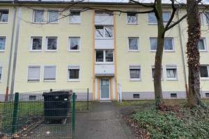 Ihr neues Zuhause wartet – helle 3-Zimmer-Etagenwohnung mit Balkon – Karnaper Str. 80B, 45329 Karnap, Essen – Vorschaubild 1