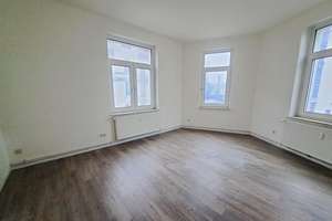 Große 3-Zimmer-Wohnung mit Balkon in Bremerhaven-Lehe! – Fritz-Reuter-Straße 29, 27568 Lehe, Bremerhaven – Vorschaubild 3
