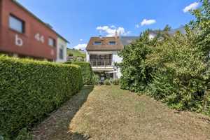 Attraktives Reiheneckhaus mit 2 Garagenstellplätzen – Stuttgart – Vorschaubild 2