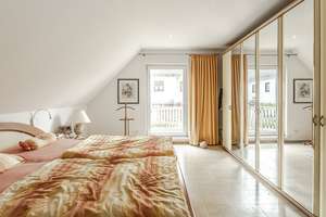Idylle pur: Einfamilienhaus mit Kamin, Teich & Terrasse – Sofort verlieben! – Die vollständige Adresse der Immobilie erhältst du vom Anbieter., 14129 Nikolassee, Berlin – Vorschaubild 7