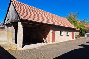 Hofstelle mit 200 qm Wohnfläche auf 1.800 qm Grund  in Hellmitzheim – Die vollständige Adresse der Immobilie erhältst du vom Anbieter., 97345 Iphofen – Vorschaubild 4