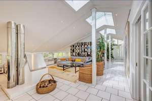 Möbliert: Architektonisches Loft – lichtdurchflutet und außergewöhnlich – Die vollständige Adresse der Immobilie erhältst du vom Anbieter., 81825 Gartenstadt Trudering, München – Vorschaubild 2