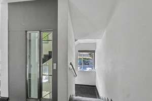 Stilvoll wohnen in Bestlage - exklusive 3-Zimmer-Wohnung mit 2 Balkonen in Berlin Wilmersdorf – Die vollständige Adresse der Immobilie erhältst du vom Anbieter., 10719 Wilmersdorf, Berlin – Vorschaubild 11