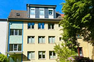 Schnell zur Alster, nah an der Stadt. 2-3 Zimmer, Balkon vor zwei Zimmern, toller Blick ins Grüne,