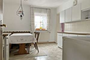 Vielseitiges Wohnhaus mit Anbau, Fernblick und großzügigem Grundstück – Alte Römerstr. 12, 84364 Bad Birnbach – Vorschaubild 38
