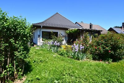 RESERVIERT! - Beste Wohnlage! Einfamilienhaus mit schönem Garten in Michelstadt zu verkaufen!