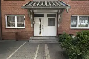 Stilvolles Reihenhaus in Warendorf-Müssingen – Modernisiert, Energieeffizient & Für Familien Ideal! – Warendorf (Kreis) – Vorschaubild 2