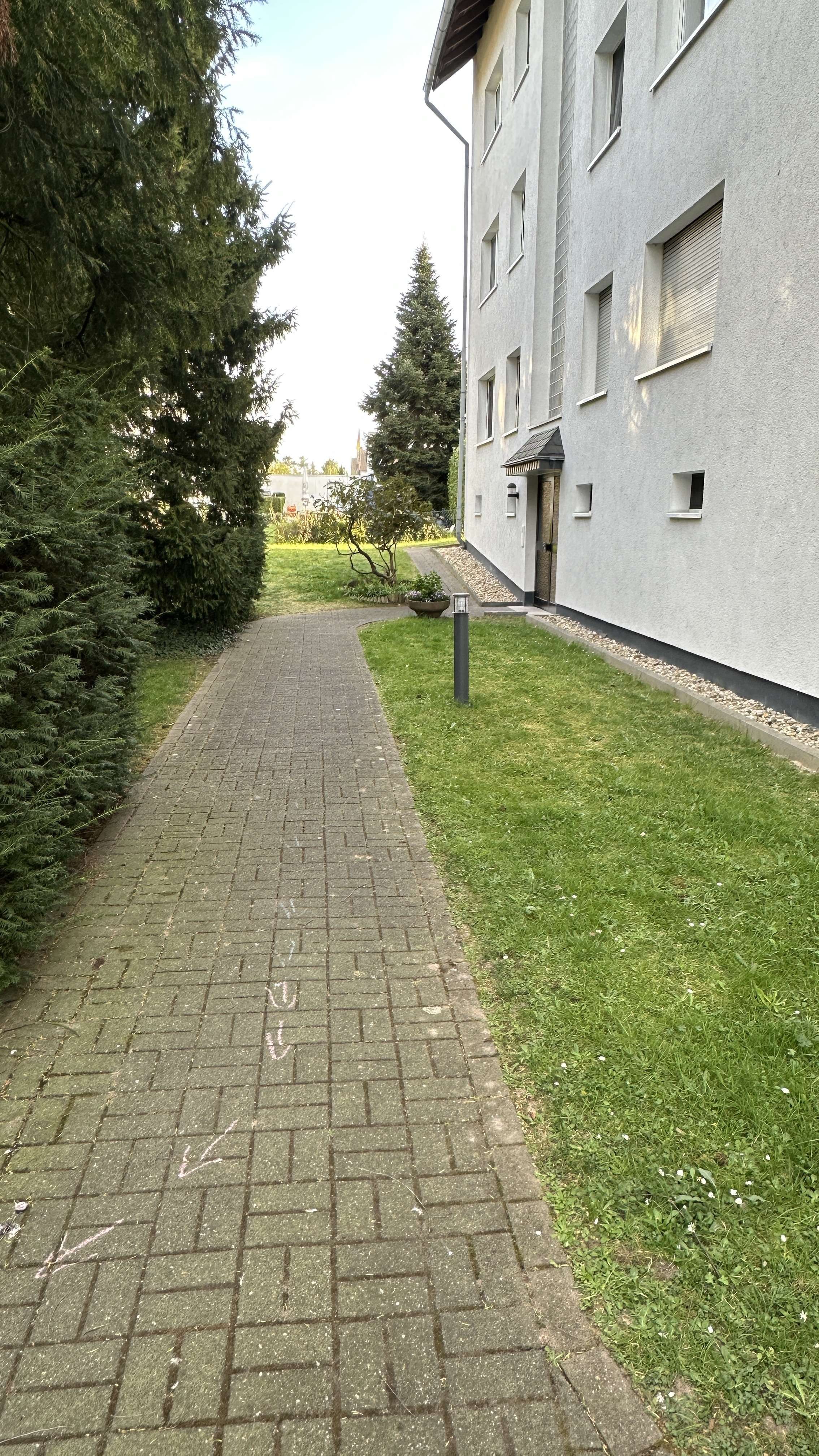 Maklerfrei! 2 Zimmer DG Whg, Am Pfad 4, 40670 Meerbusch, Neuss Rhein Kreis – Bild 4