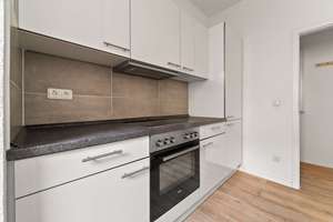 Stilvolle 2-Zimmer Wohnung in Steglitz - voll möbliert – 14165 Zehlendorf, Berlin – Vorschaubild 18