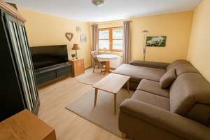 Provisionsfrei: Gauting–Buchendorf - großzügige DHH mit Wintergarten, Doppelgarage + 1 Stellplatz – Die vollständige Adresse der Immobilie erhältst du vom Anbieter., 82131 Gauting – Vorschaubild 18