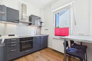 TOP GESCHNITTENES RAUMWUNDER - 3 ZIMMER ALTBAUWOHNUNG MIT SCHÖNER AUFTEILUNG – Die vollständige Adresse der Immobilie erhältst du vom Anbieter., 65205 Erbenheim, Wiesbaden – Vorschaubild 9