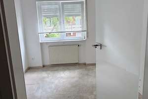 Gepflegte 4-Zimmer-Wohnung mit zwei Balkonen in Karlsruhe-Wolfartsweier – Die vollständige Adresse der Immobilie erhältst du vom Anbieter., 76228 Wolfartsweier, Karlsruhe – Vorschaubild 8