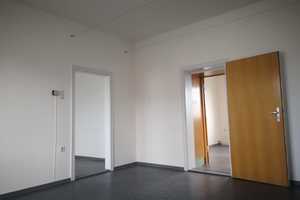 Geräumiges, günstiges und saniertes 15-Raum-Geschäfts-/Wohnhaus in Grünbach – Muldenberger Straße 4A, 8223 Vogtlandkreis – Vorschaubild 11