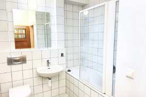 Ruhige 3-Zimmer-Hochparterrewohnung mit eigenem Eingang und Gartennutzung in Karlsruher Altbauvilla – Grenadierstraße 2, 76133 Karlsruhe – Vorschaubild 6