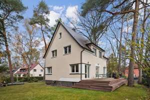 Stilvoll saniertes Einfamilienhaus mit Ausbaureserve