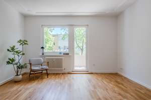 Helle Wohnung, Stuck, 5 J. Garantie – ohne Provision