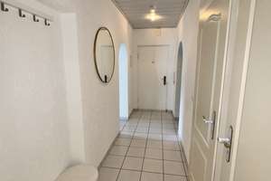 Zuhause mit 2,5 Zimmern und Balkon mit Einbauküche und Essbereich in Essen – Gönterstraße 53, 45136 Bergerhausen, Essen – Vorschaubild 4