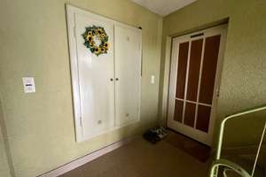 3-Zimmer-Erdgeschosswohnung mit Balkon und 2 Kellern in Metzingen – solide Kapitalanlage – Die vollständige Adresse der Immobilie erhältst du vom Anbieter., 72555 Metzingen – Vorschaubild 2