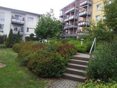 Traumhafte 2-Raum-Wohnung mit Balkon und Blick ins Grüne